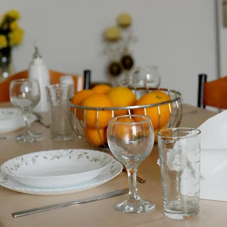 Emerald Private In Rhodes בית נופש *