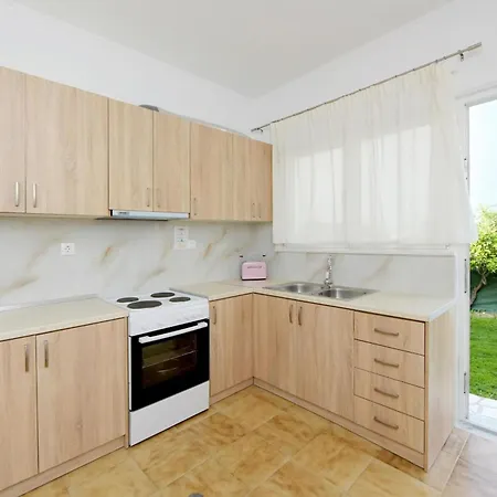 Emerald Private In Rhodes בית נופש Kalavárda