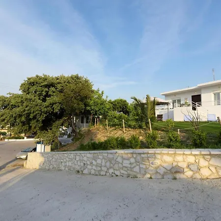 Emerald Private In Rhodes Kalavarda