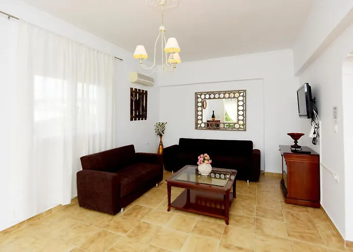 Emerald Private In Rhodes 度假居