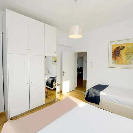 Emerald Private In Rhodes * Kalavárda