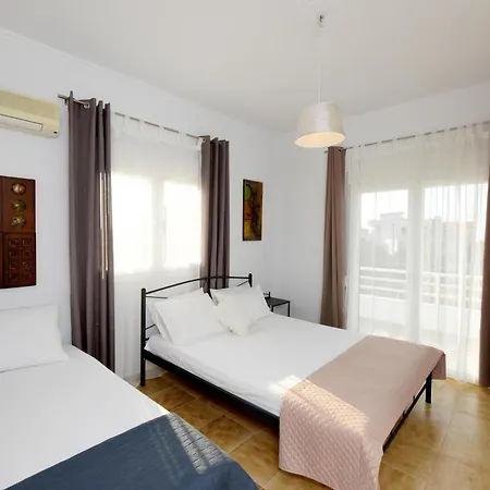 Emerald Private In Rhodes * Kalavárda