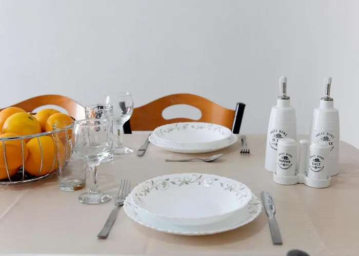 Emerald Private In Rhodes