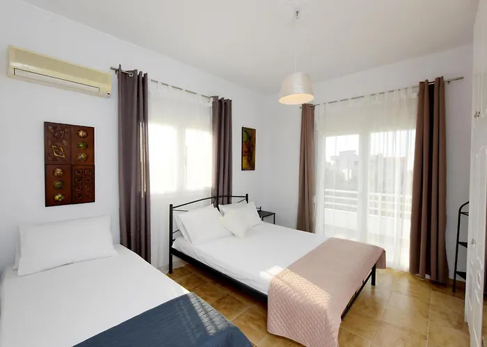 Emerald Private In Rhodes * Kalavárda